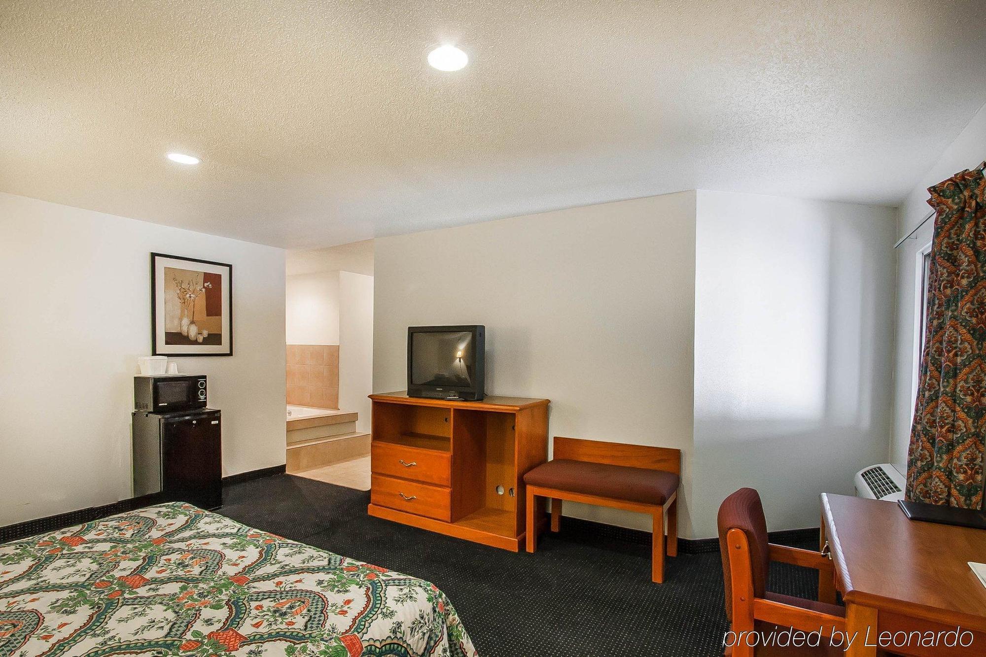 Rodeway Inn Effingham Ngoại thất bức ảnh