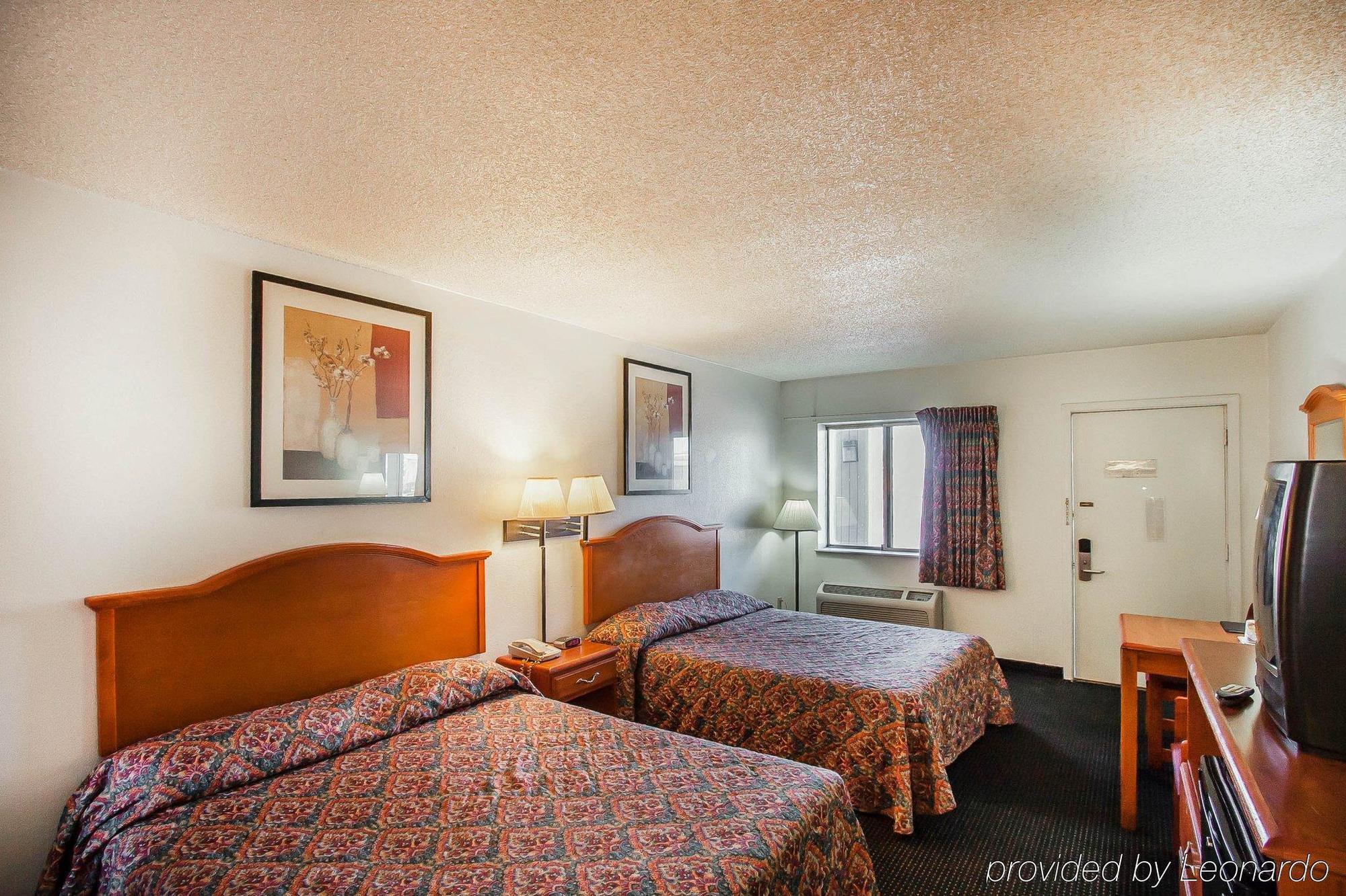 Rodeway Inn Effingham Ngoại thất bức ảnh