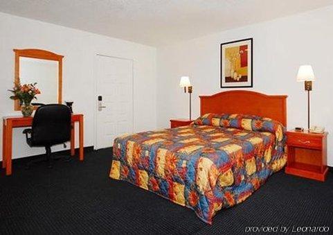 Rodeway Inn Effingham Phòng bức ảnh