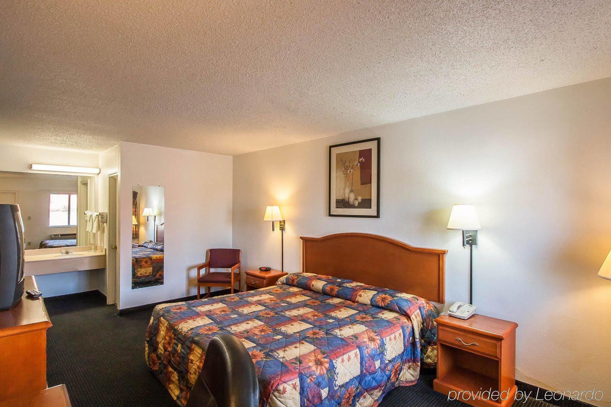 Rodeway Inn Effingham Ngoại thất bức ảnh